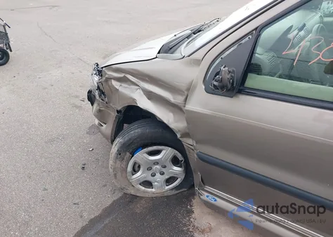 2006 Ford Freestar Se z USA, uszkodzony, nr VIN 2FMZA51646BA21375